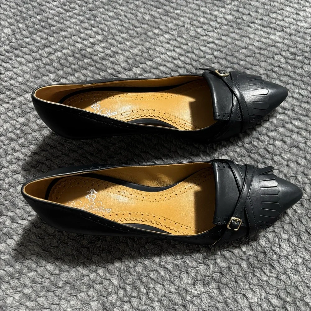 Brooks Brothers black leather fringe and buckle pointed toe heels. Size 7